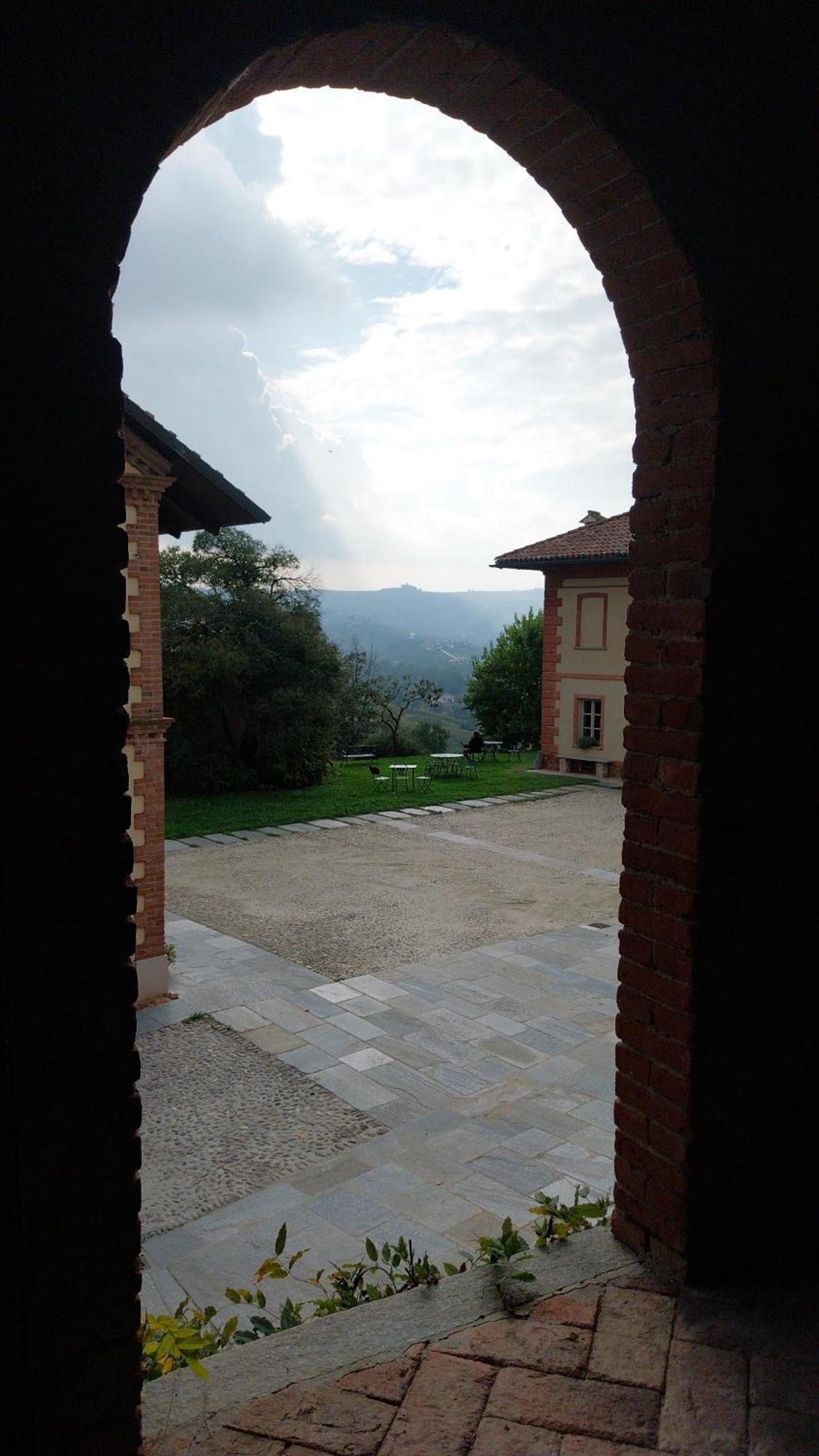 Tenuta Montanello B&B Кастильоне-Фаллетто Экстерьер фото