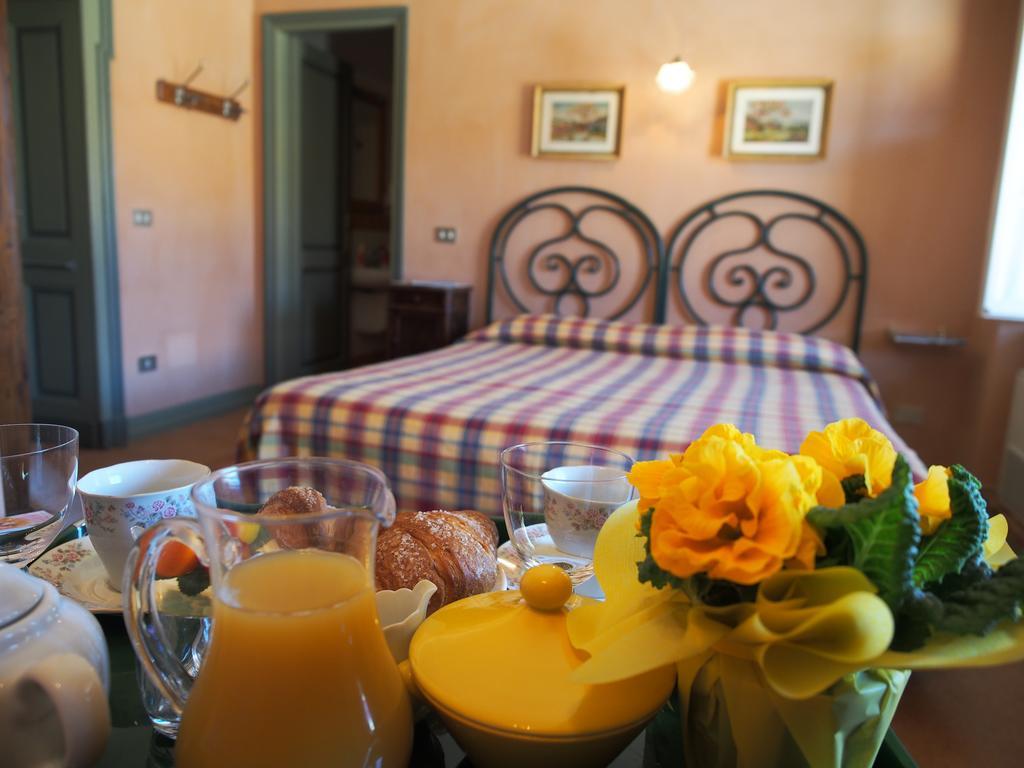 Tenuta Montanello B&B Кастильоне-Фаллетто Экстерьер фото